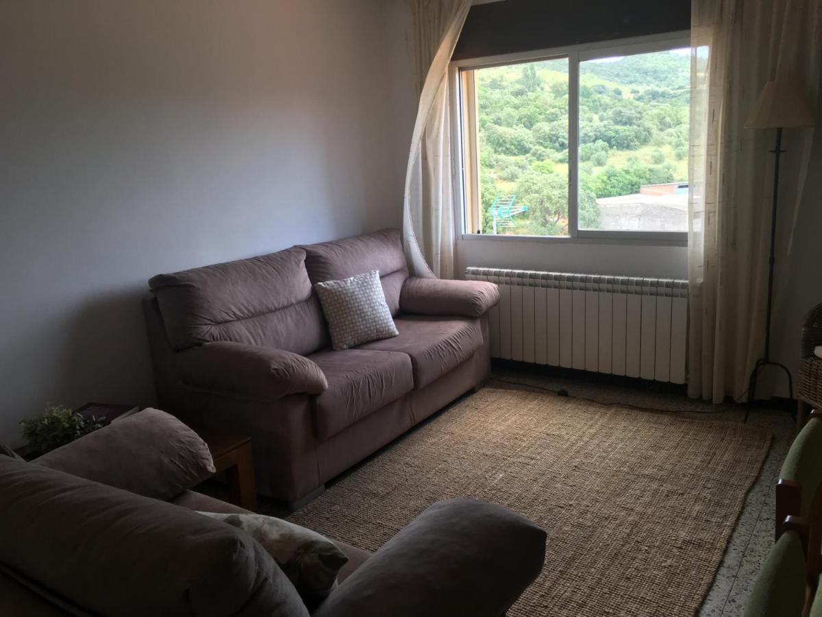 Apartaments La Pertusa 2O Corca  Екстериор снимка