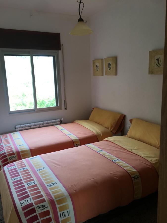 Apartaments La Pertusa 2O Corca  Екстериор снимка