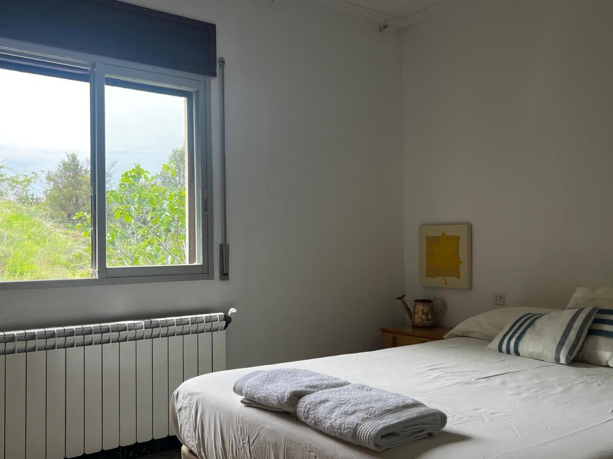 Apartaments La Pertusa 2O Corca  Екстериор снимка